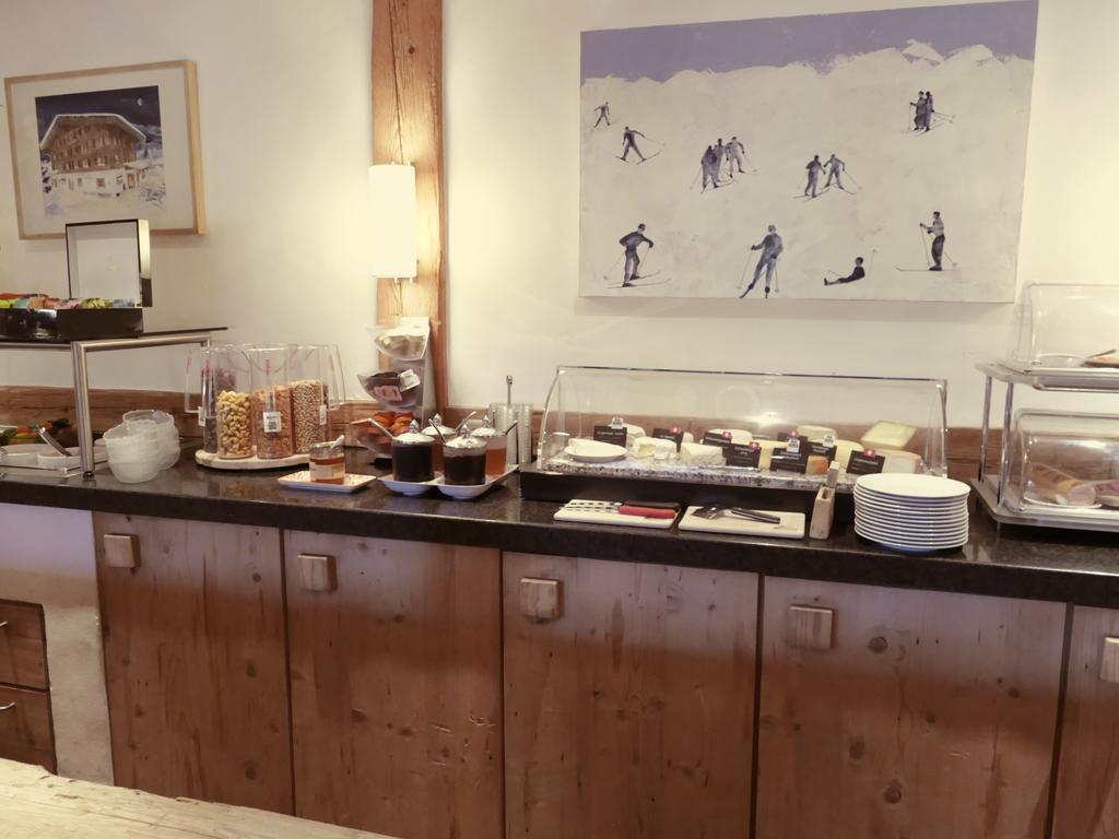 Hotel Kernen Gstaad Zewnętrze zdjęcie